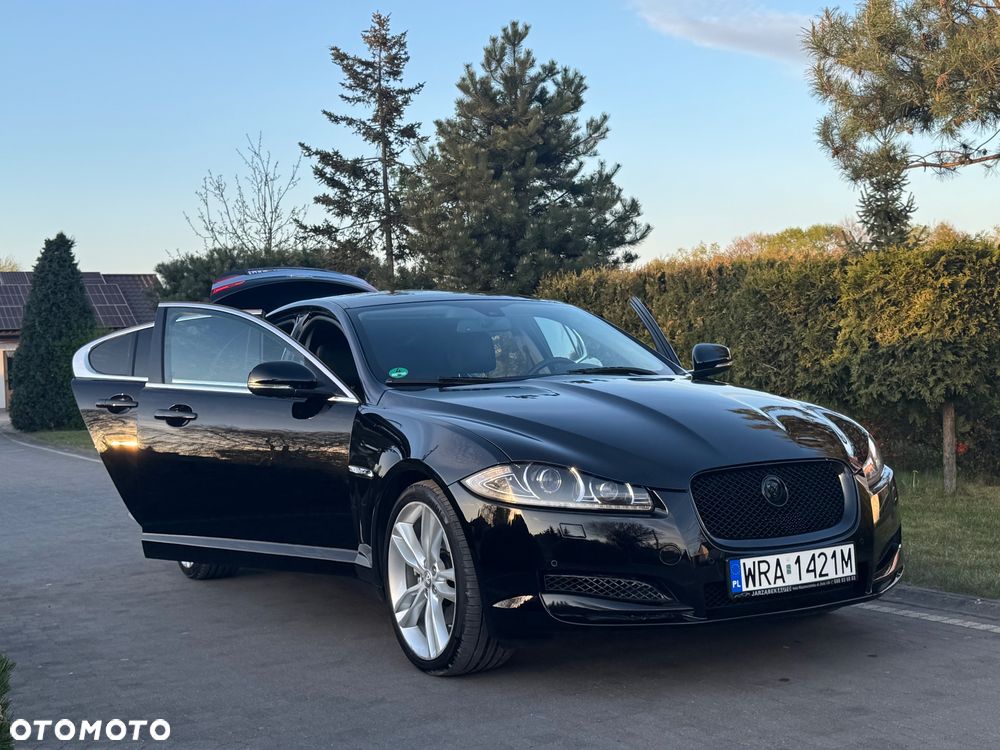 Jaguar XF - 13