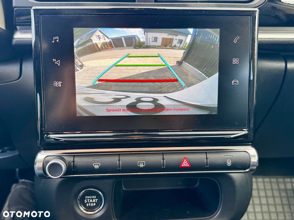 Citroën C3 1.2 PureTech Shine - 32