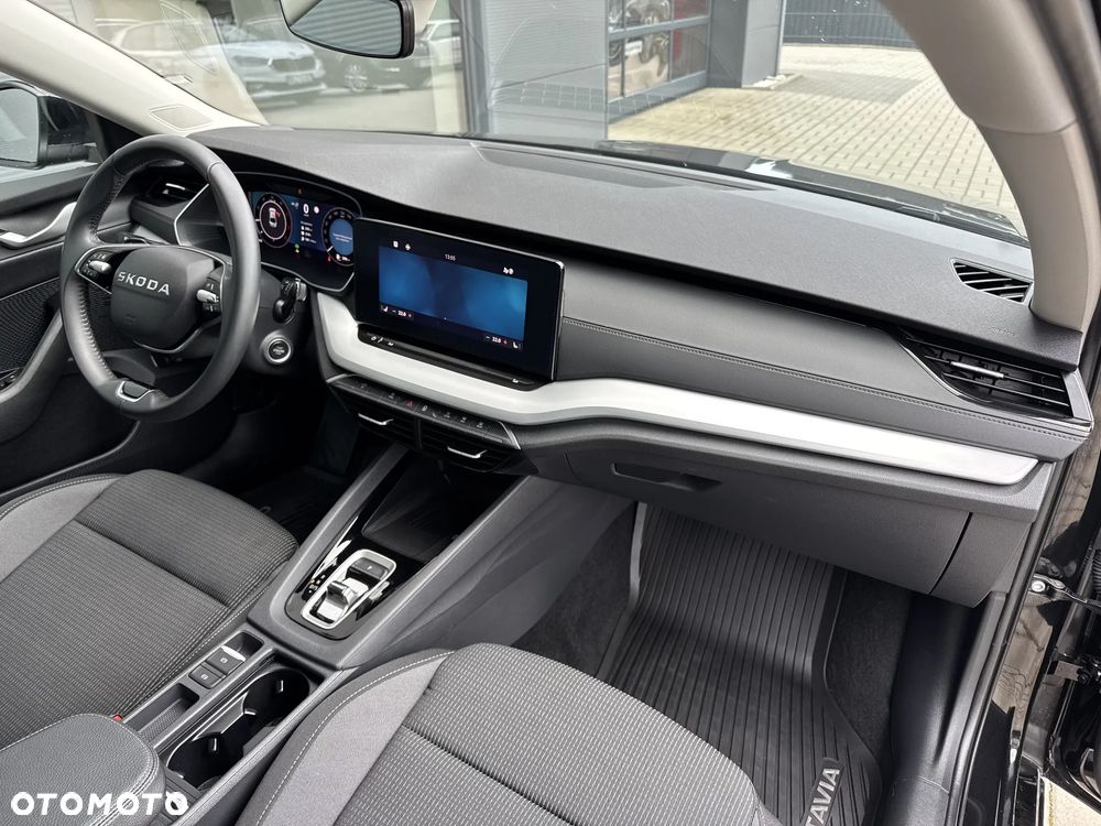Skoda Octavia 2.0 TDI Edition 130 Selection DSG - 7
