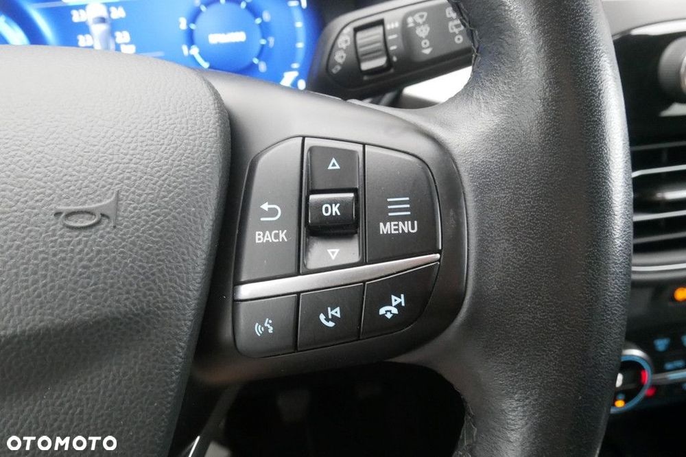 Ford Kuga - 35