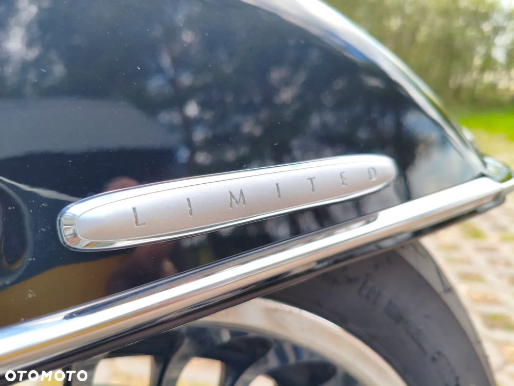 Harley-Davidson FLH Electra Glide - 12