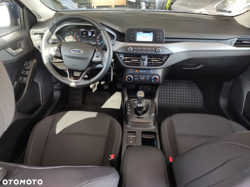 Ford Focus 1.0 EcoBoost Trend Edition - 20