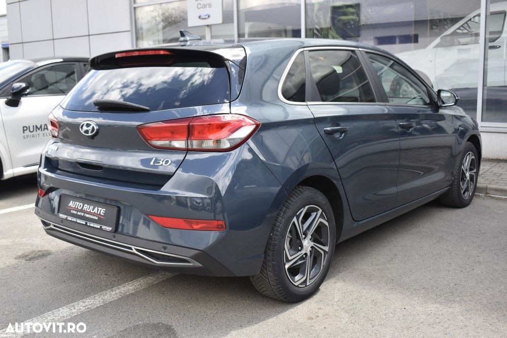 Hyundai i30 1.5 110CP 5DR M/T Highway - 6