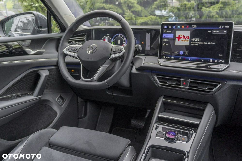 Volkswagen Tiguan - 24