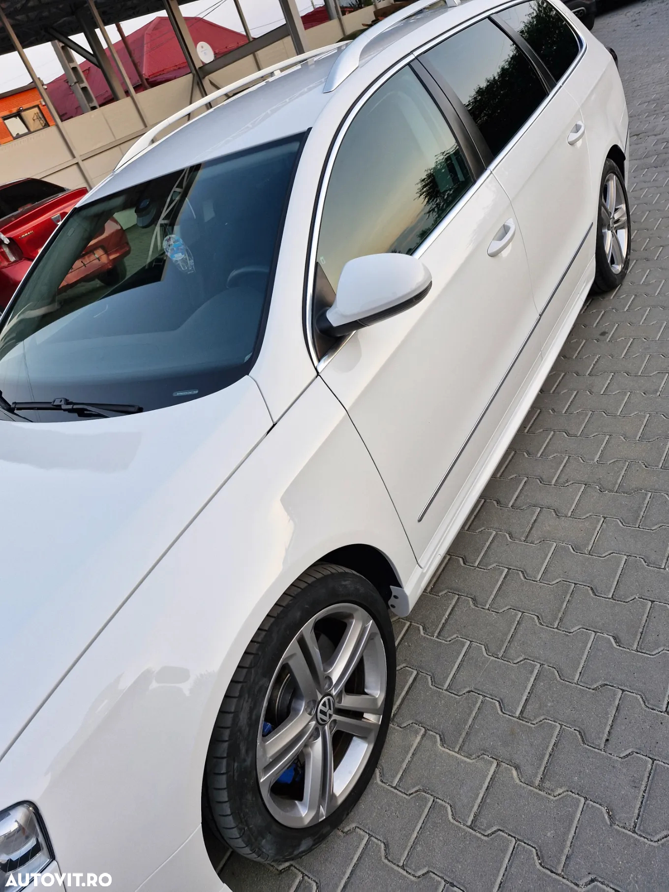 Volkswagen Passat Variant 2.0 TDI DPF DSG R-Line Edition - 14