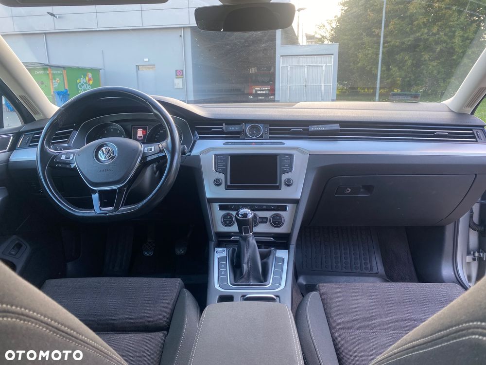 Volkswagen Passat Variant 1.8 TSI BMT Comfortline - 12
