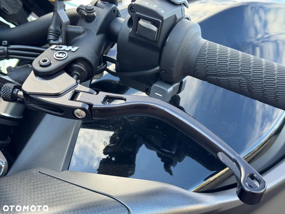 KTM Super Duke - 11