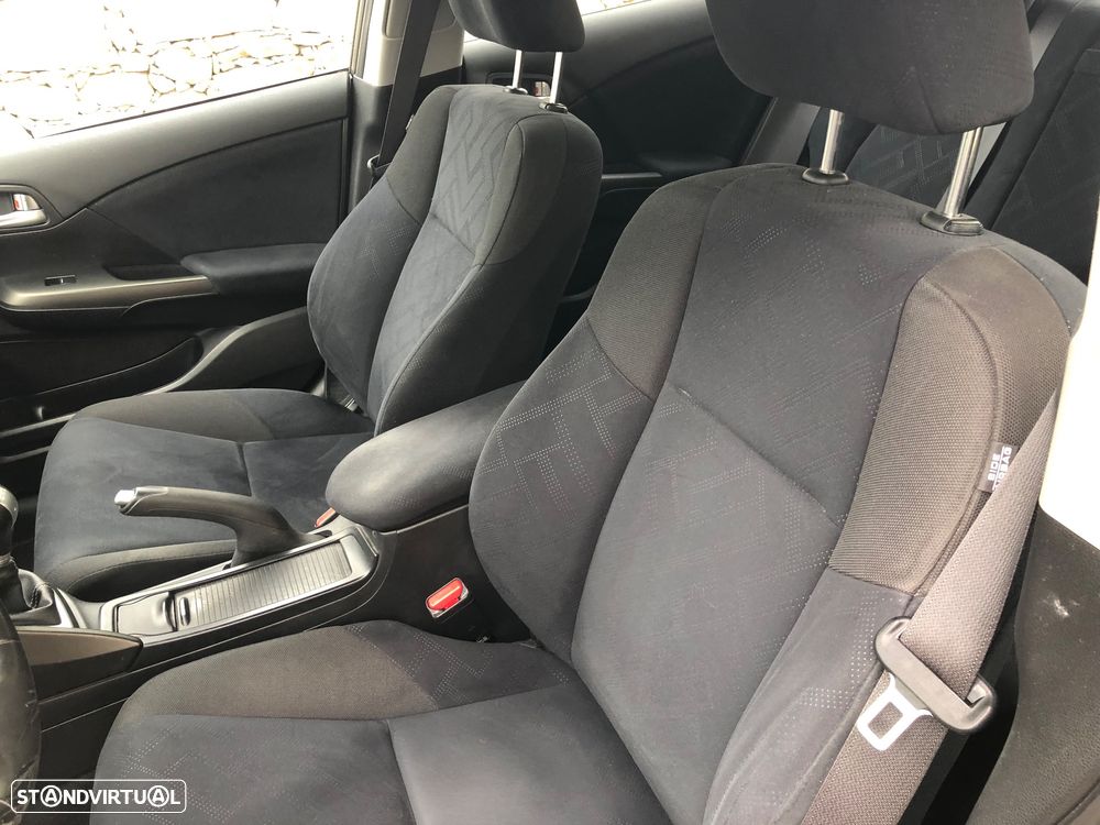 Honda Civic 1.6 i-DTEC Lifestyle - 9