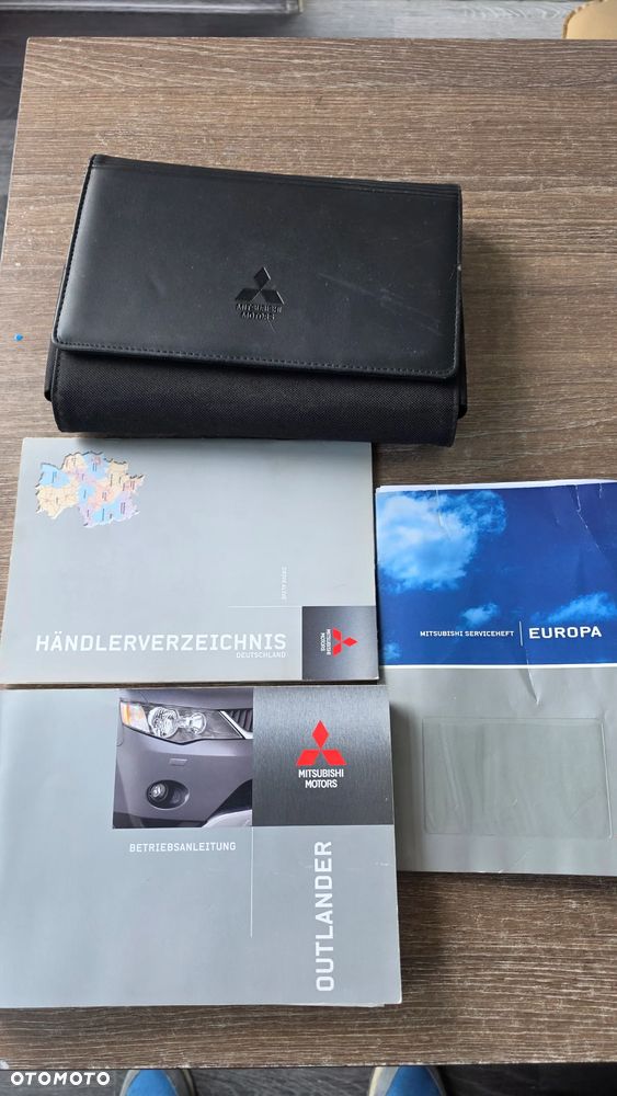 Mitsubishi Outlander 2.0 DI-D 4WD Inform - 29