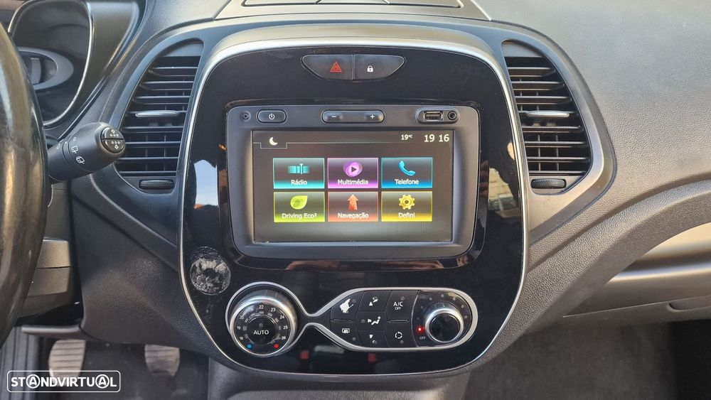Renault Captur 1.5 dCi Exclusive EDC - 19