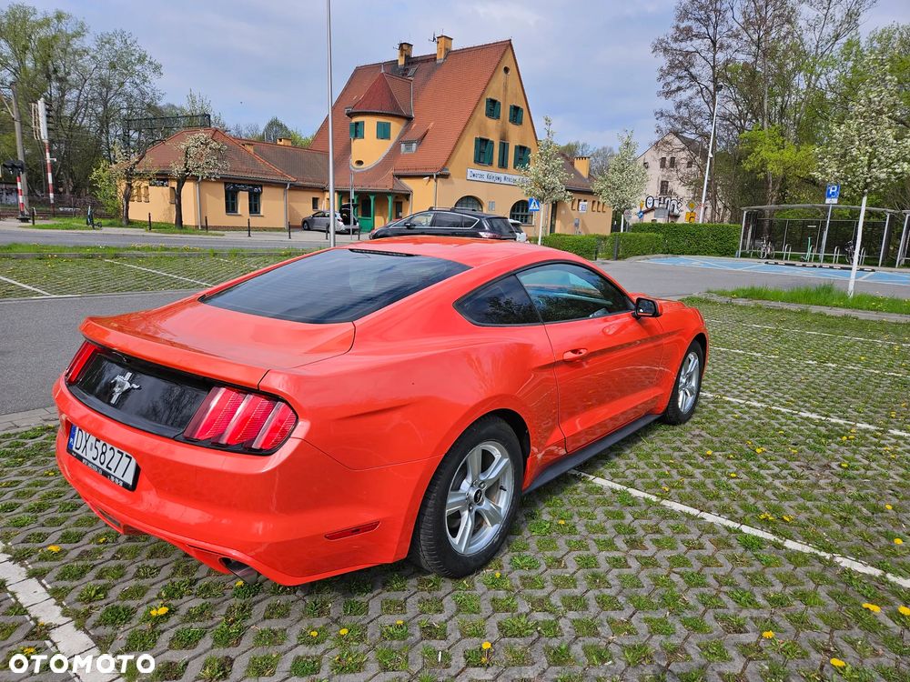 Ford Mustang 3.7 V6 - 6