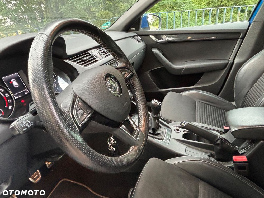 Skoda Octavia 2.0 TDI RS - 4