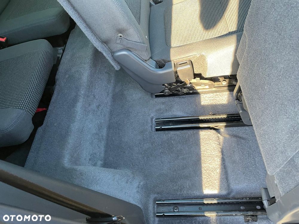 Peugeot 5008 BlueHDI 120 EAT6 Stop & Start Active - 19