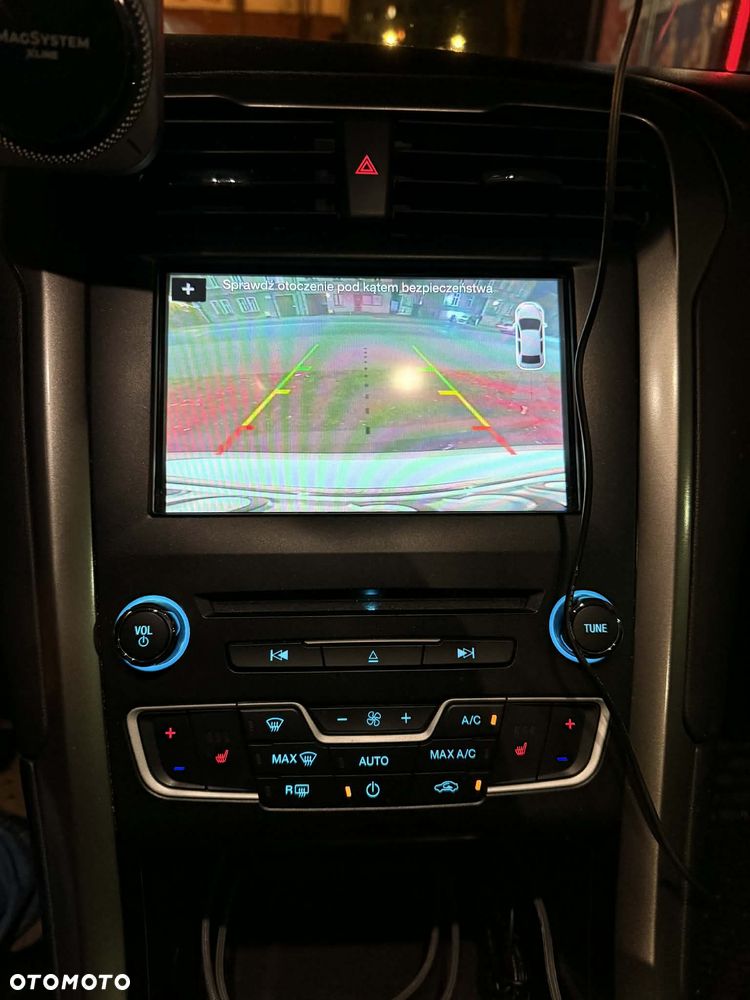 Ford Fusion - 11