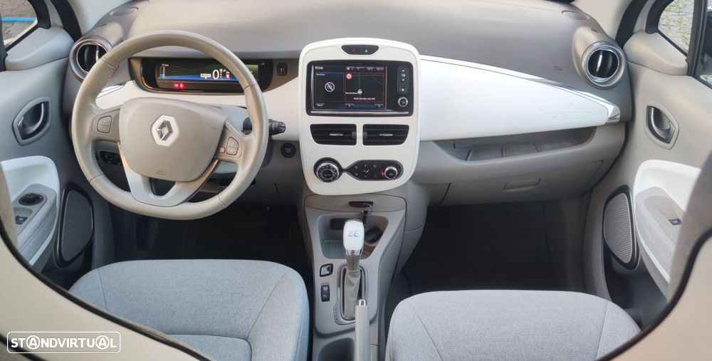 Renault Zoe - 11