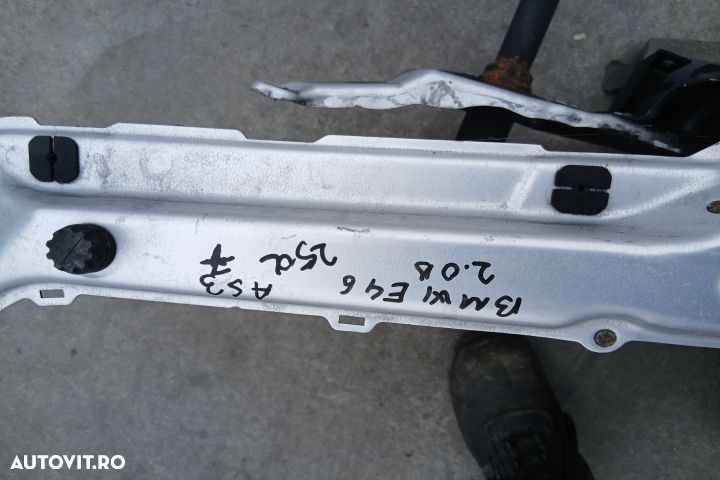 Trager / Calandru 8211467 8202832 8211467 8202832 BMW Seria 3 E46 [fa - 5