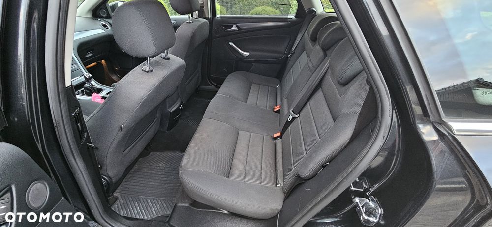 Ford Mondeo - 7