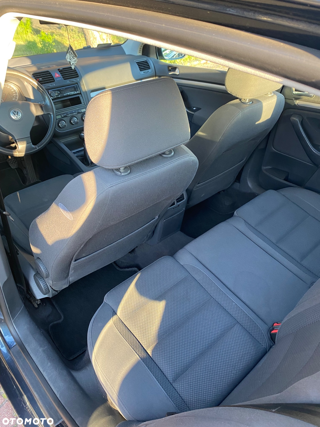 Volkswagen Golf V 2.0 TDI Comfortline - 6