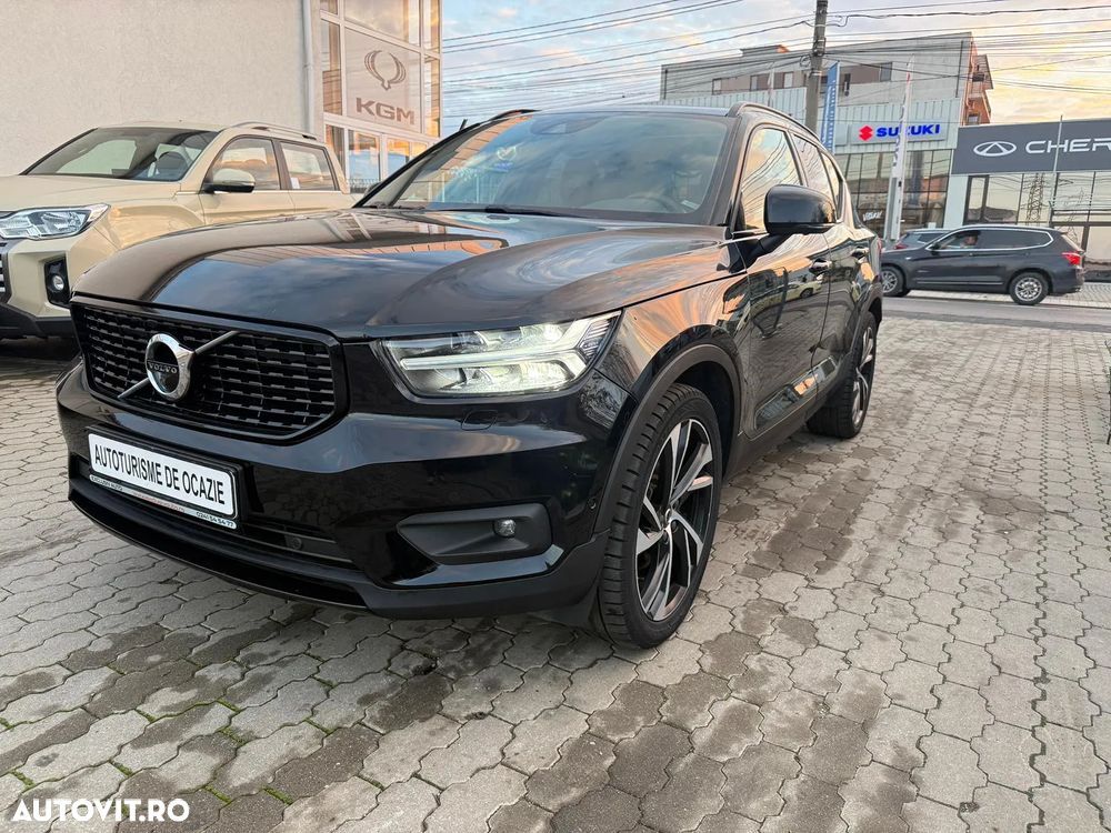 Volvo XC 40 D4 AWD R-Design - 6