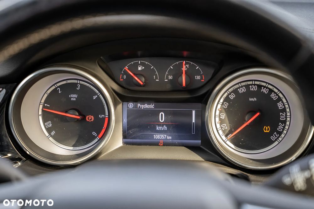 Opel Insignia 2.0 CDTI Innovation S&S - 10