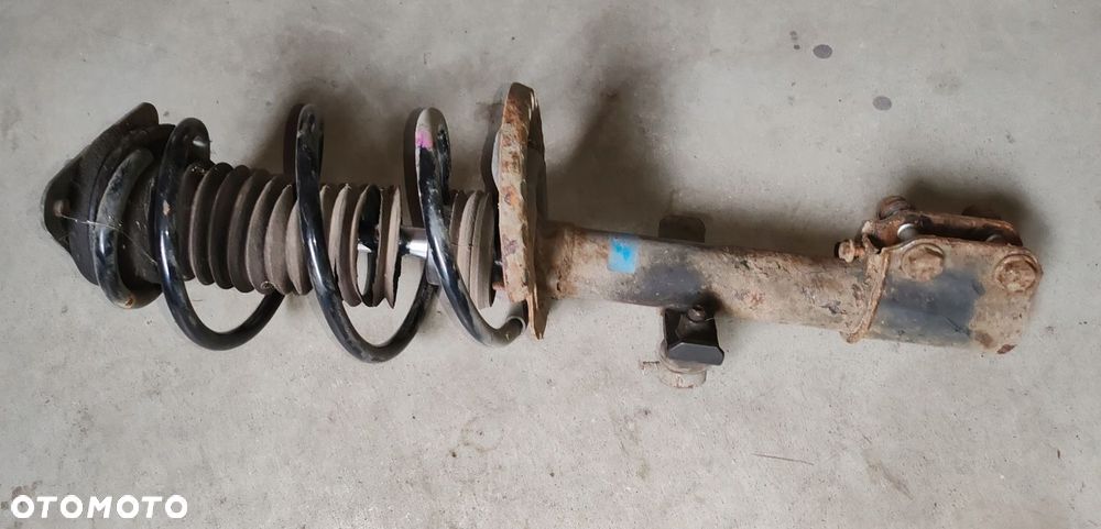 Amortyzator prawy przód przedni 900 0.9 TCE Renault Captur I 13-18 - 2