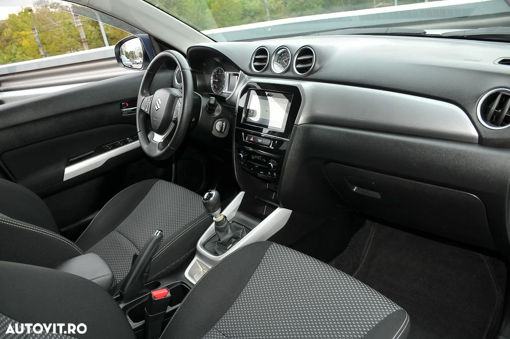 Suzuki Vitara 1.6 DDIS (4x2) Comfort - 13