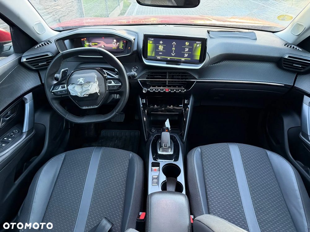 Peugeot 2008 BlueHDi 130 EAT8 Allure Pack - 13