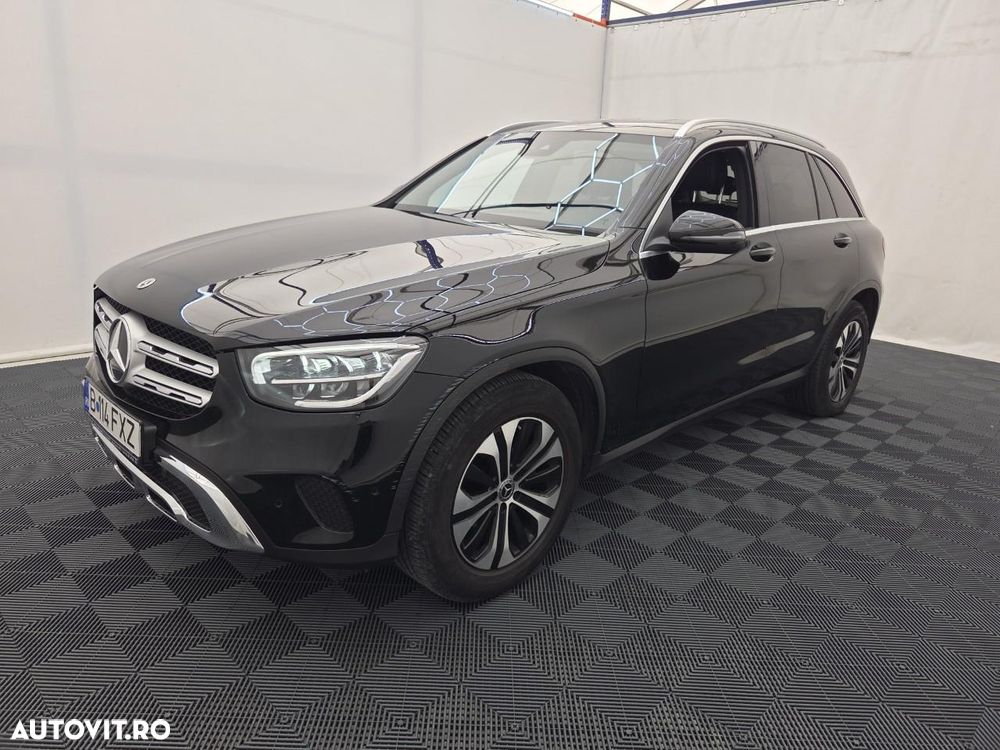 MERCEDES-BENZ GLC