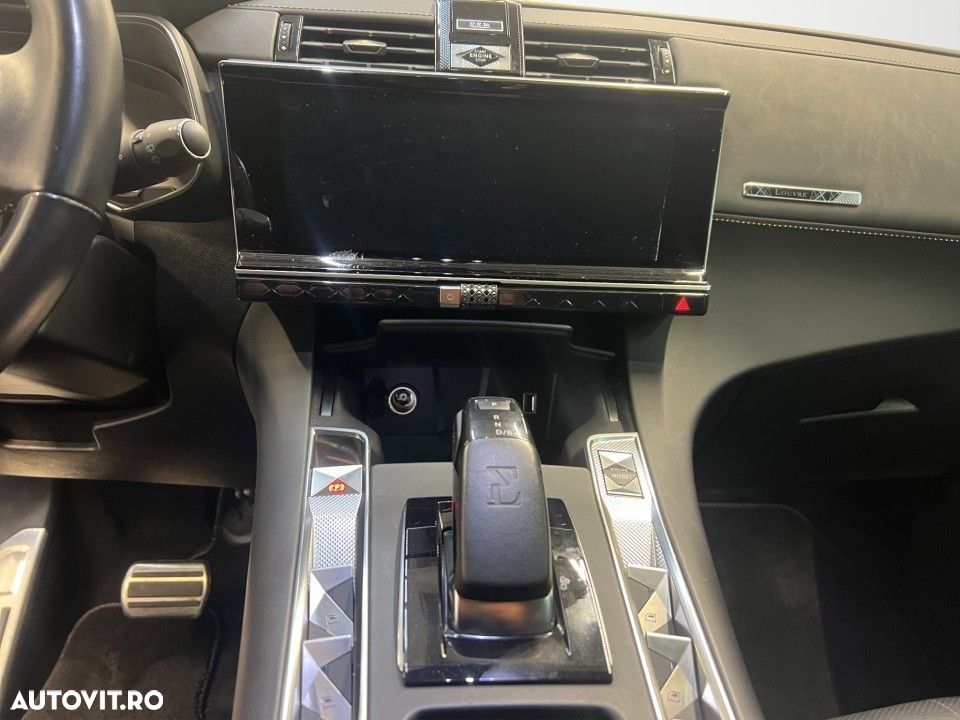 DS Automobiles DS 7 Crossback - 14