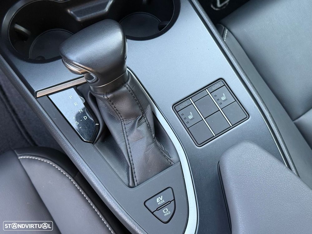 Lexus UX 250h F Sport - 41