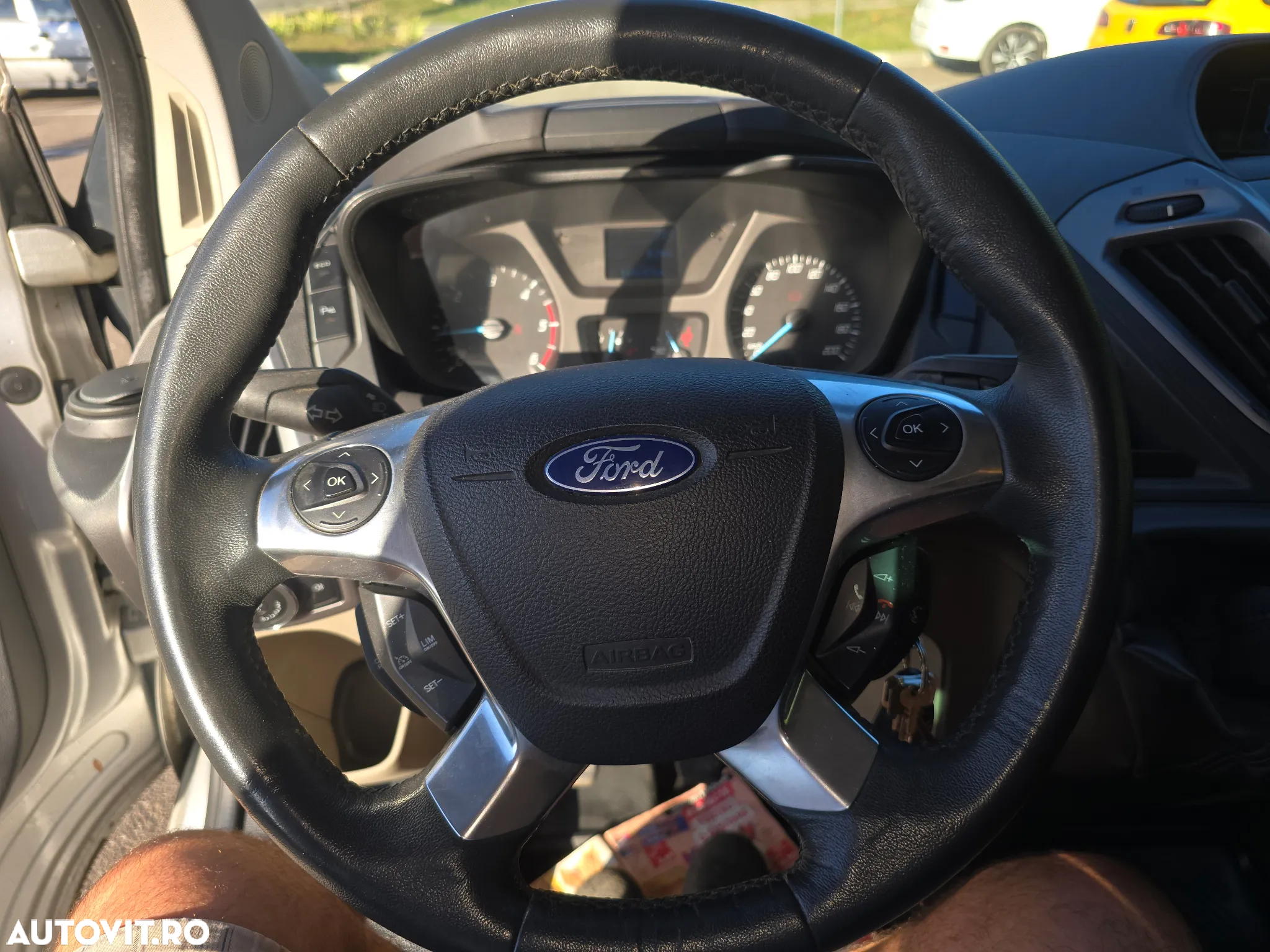Ford Transit - 12