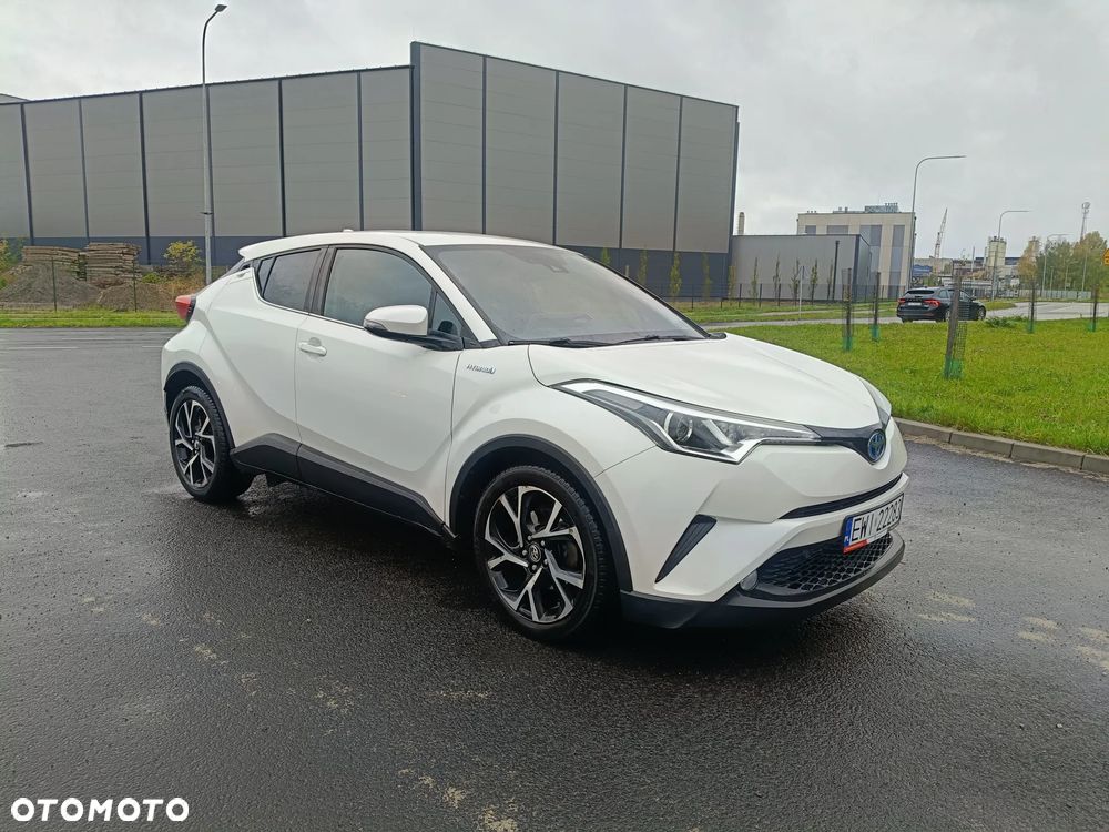 Toyota C-Hr 2018 photo 2