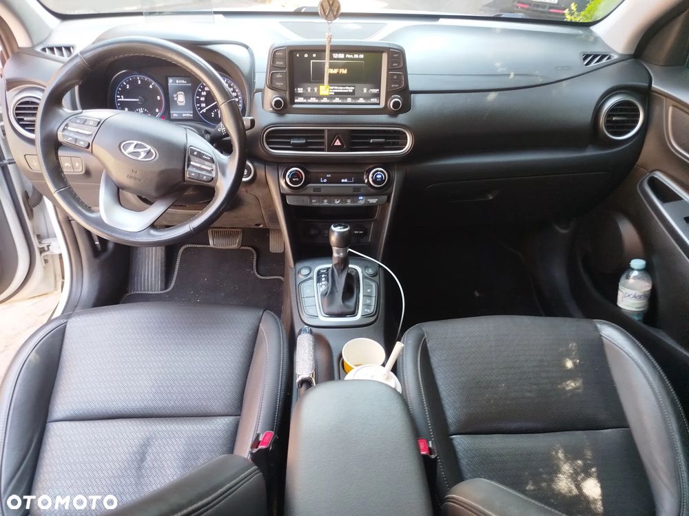 Hyundai Kona - 8