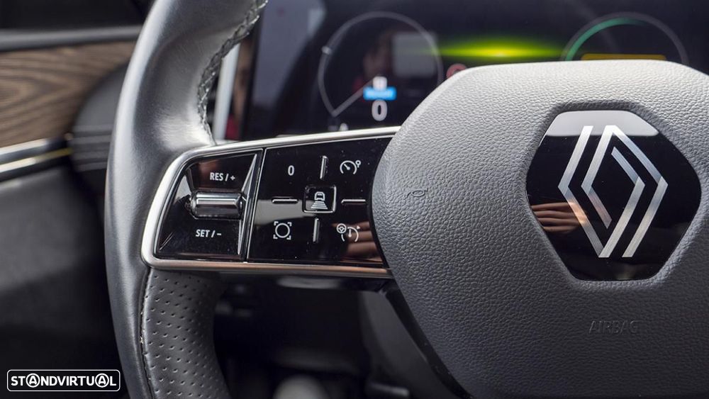 Renault Mégane E-Tech EV60 Iconic Autonomia Conforto - 35