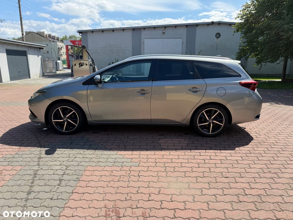 Toyota Auris 1.2 Turbo Edition S+ - 2