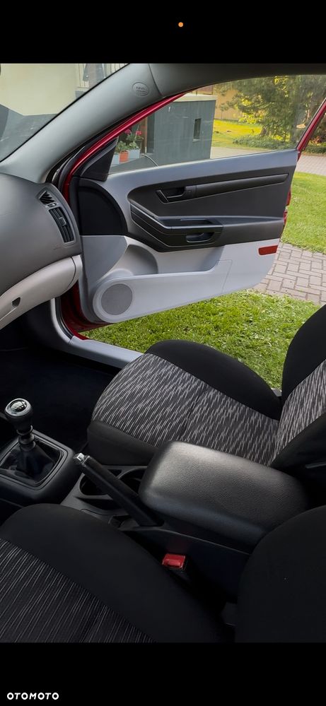 Kia Ceed - 6