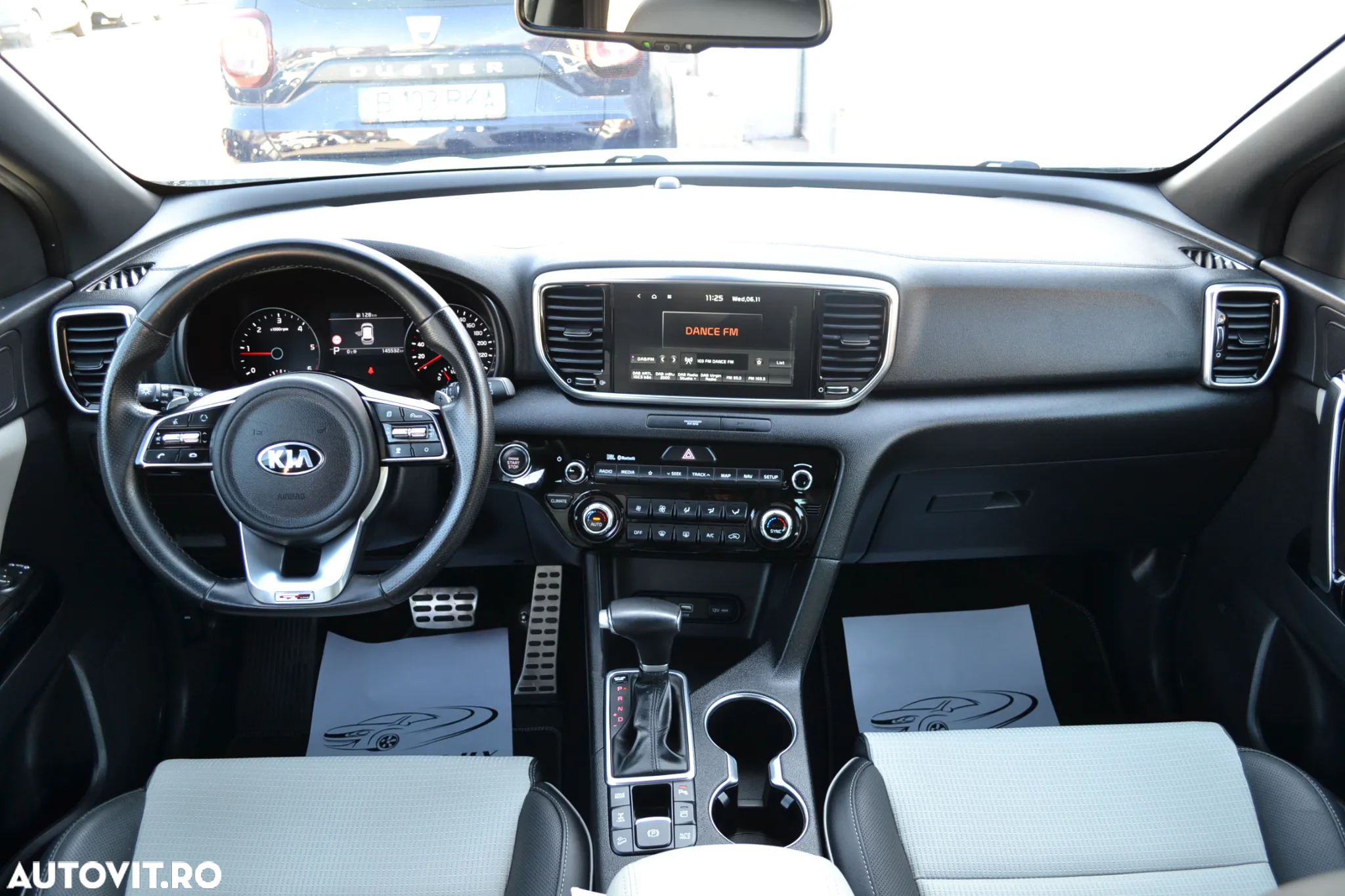 Kia Sportage 2.0 CRDI AWD Eco-Dynamics+ (48V M-H) Aut. GT LINE - 29