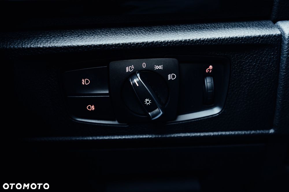 BMW Seria 1 118i Sport Line - 22