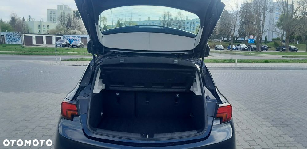 Opel Astra 1.4 T Enjoy - 9