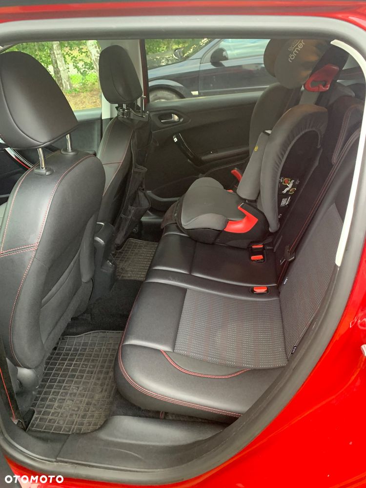 Peugeot 2008 PureTech 110 Stop&Start GT-Line Edition - 10
