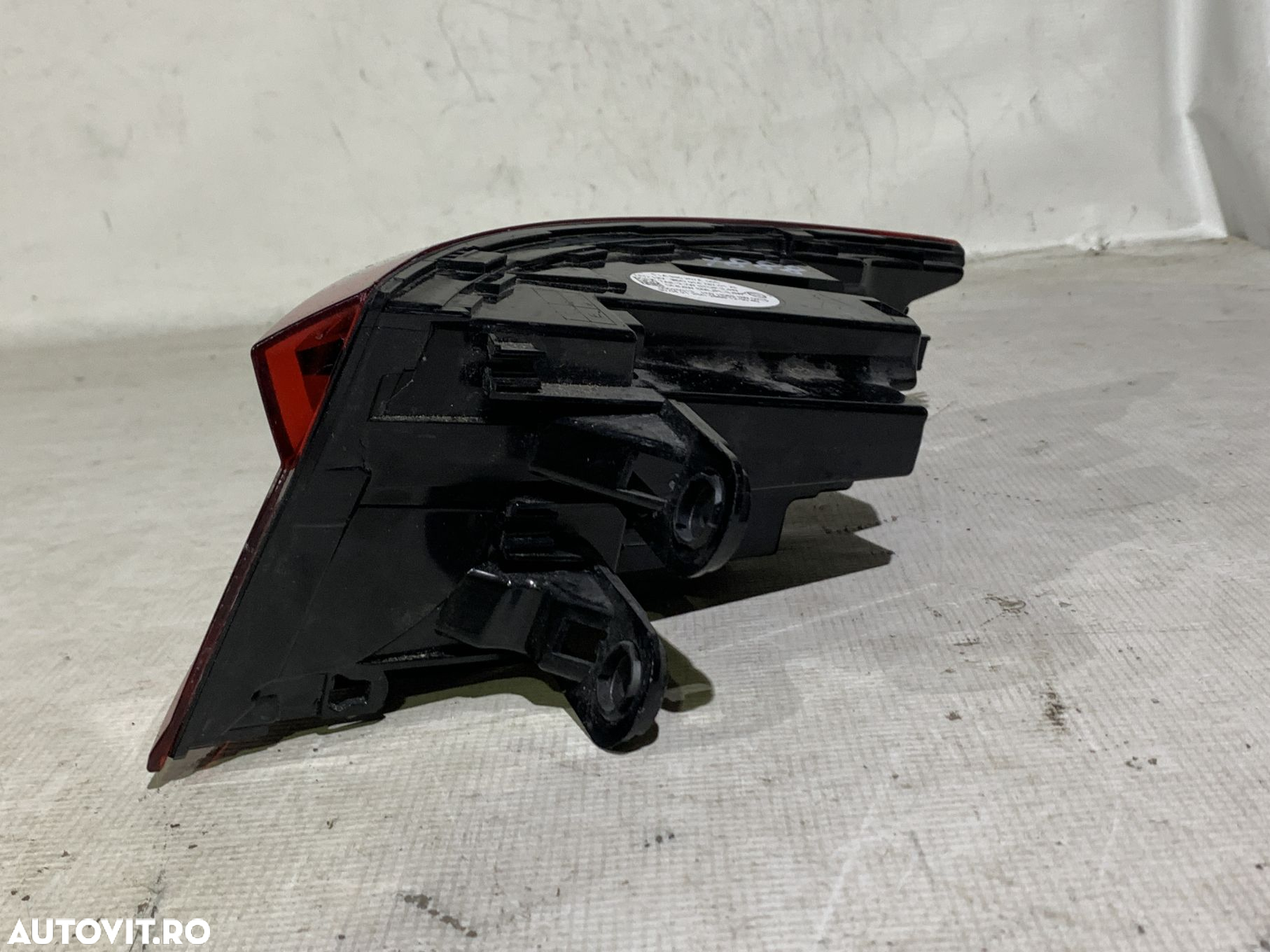 Lampa stop stanga pe aripa, Skoda Enyaq, 2021, 2022, 2023, 2024, cod origine OE 5LA945207A. - 5