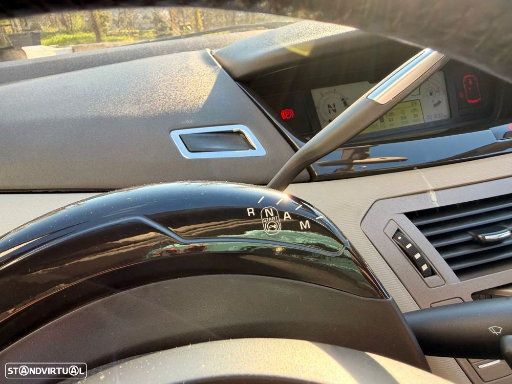 Citroën C4 Picasso 1.6 HDi Exclusive RFM CMP6 - 19