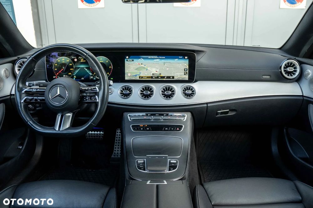 Mercedes-Benz E-Class 2023 photo 3