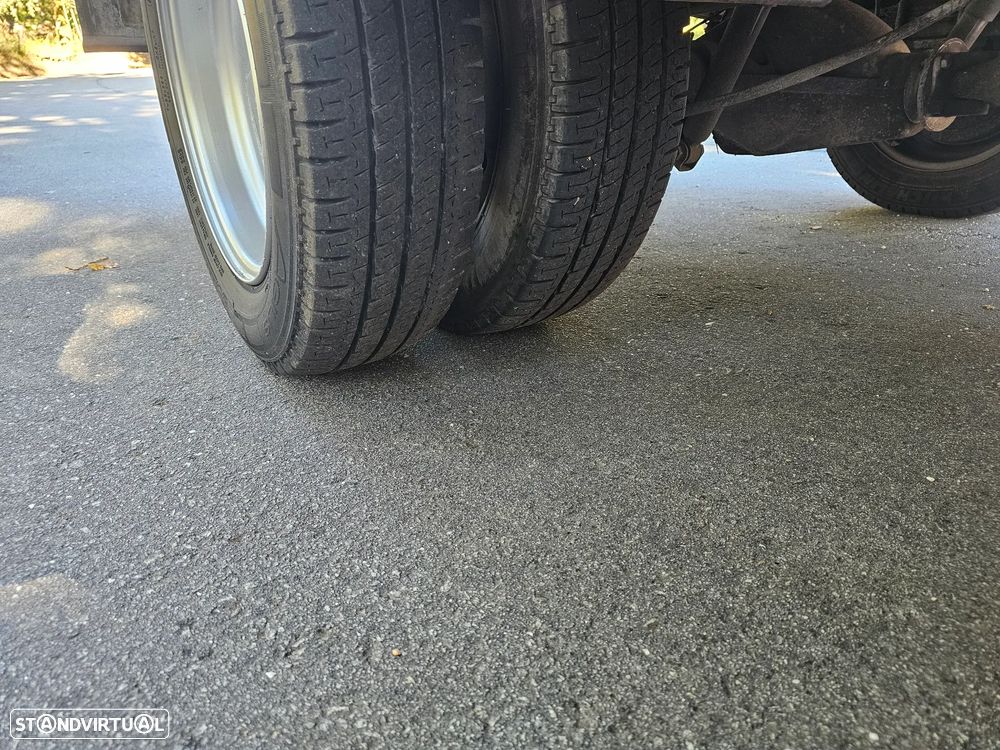 Renault Mascott 2.8 - 14