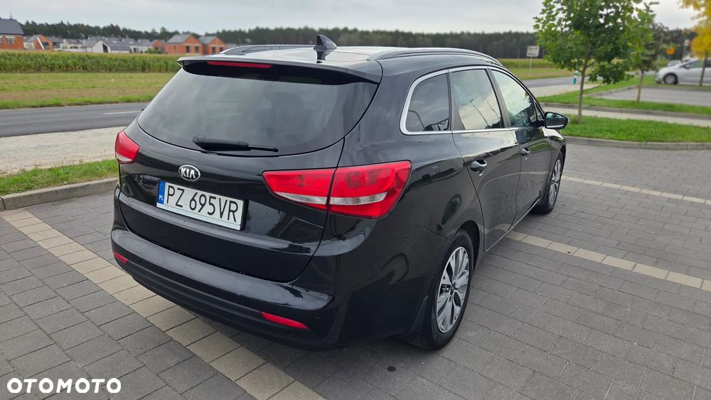 Kia Ceed 1.6 CRDi Smart Plus - 6