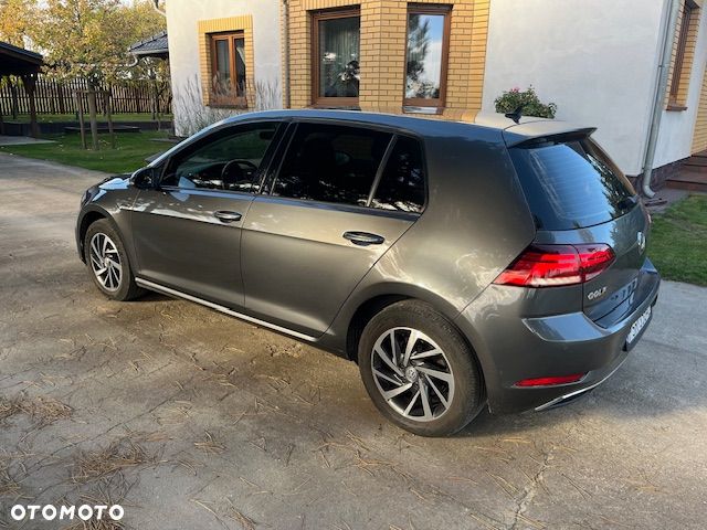 Volkswagen Golf - 4