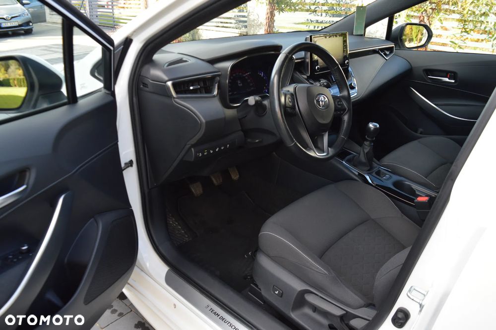 Toyota Corolla 1.2 Turbo Team Deutschland - 15