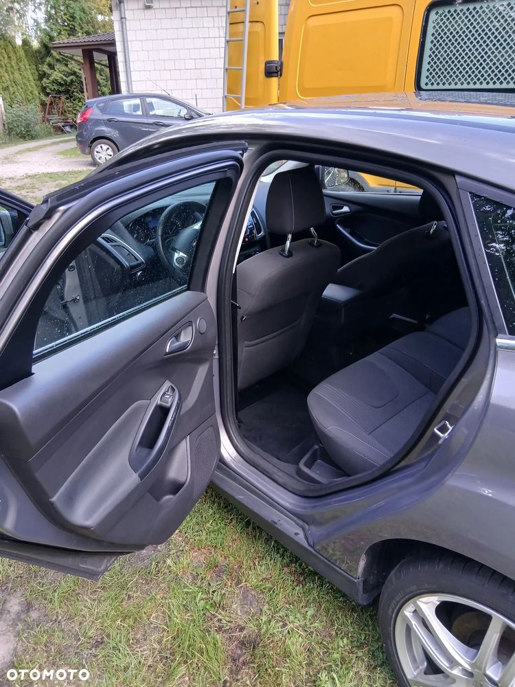 Ford Focus 1.0 EcoBoost Titanium - 23