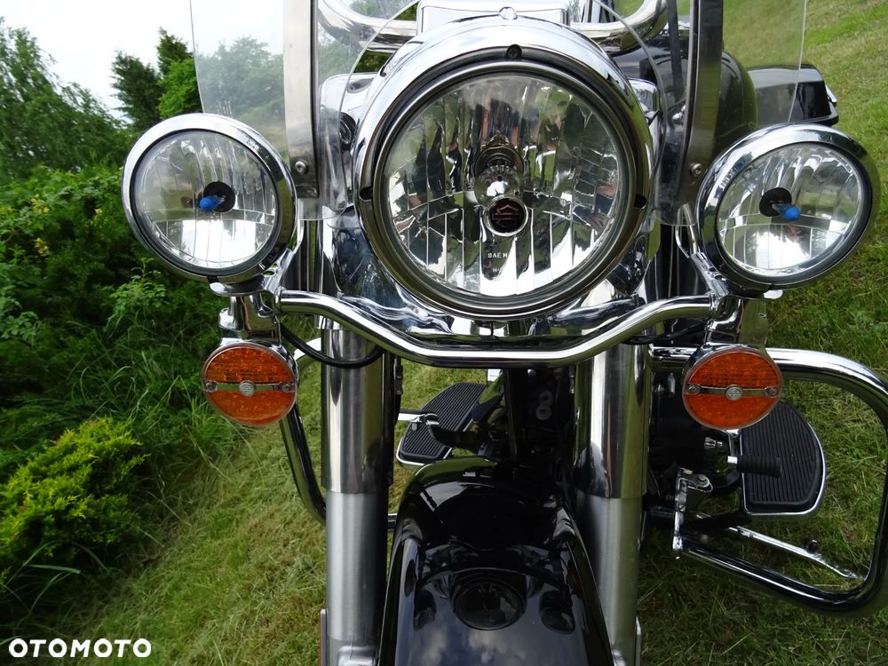 Harley-Davidson Touring Road King - 16