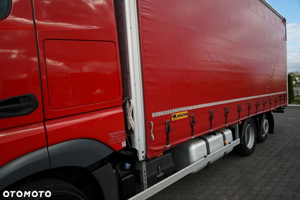 Mercedes-Benz ACTROS 2545 / FIRANKA- 7,7 M  / 6x2 / OŚ PODNOSZONA / BIG SPACE / WIELTON / 2021 - 10
